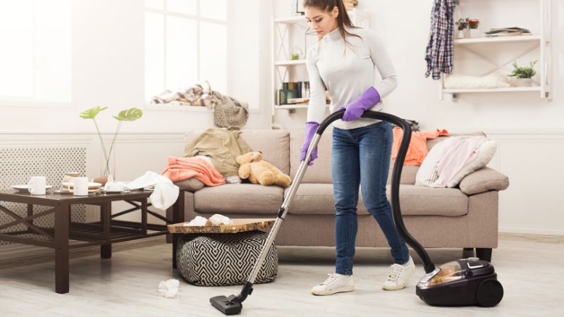 10 Effective House Cleaning Tips for Busy Families