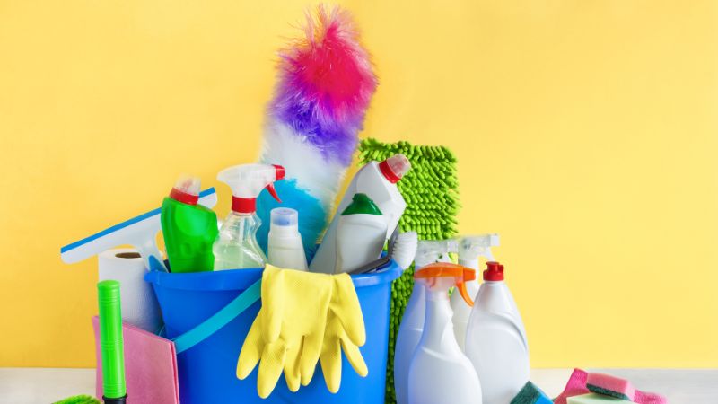 10 Essential Tools for Effective House Cleaning